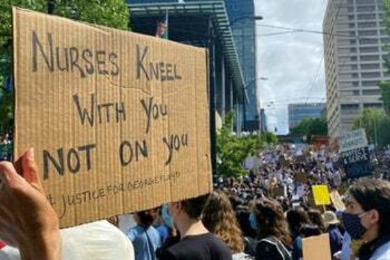 Kneel with not on 02 1