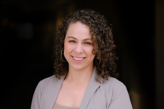 Katharine weiss headshot 2022