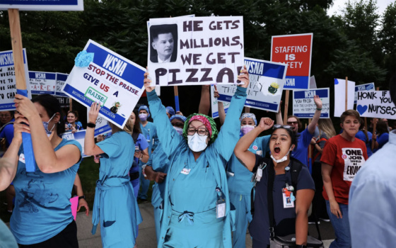 Seattle times picket photo