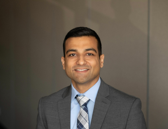 5 illustration Gill Justin 003 F centered copy