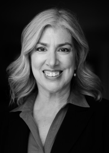 Jennifer Graves