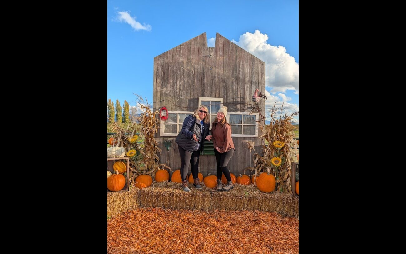 PXL 20251027 233223114