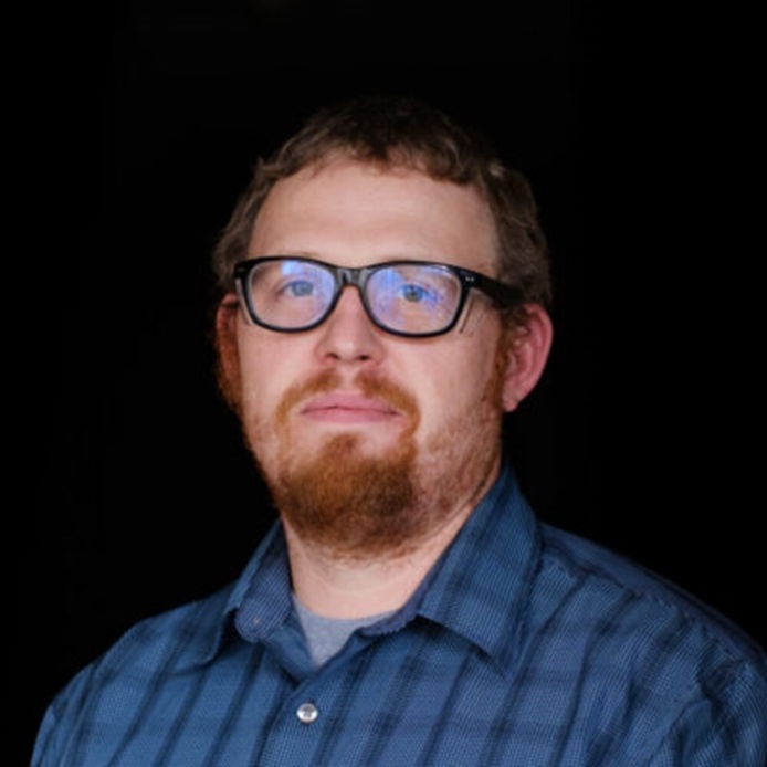 Robin cully headshot