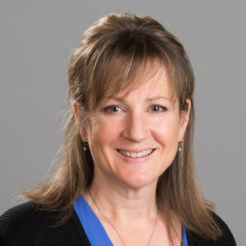 Sara frye headshot cropped