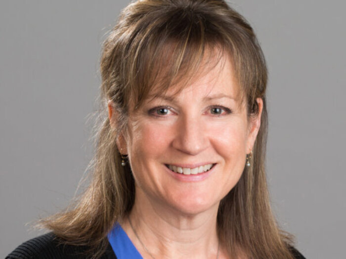Sara frye headshot cropped