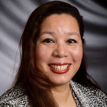 Janet Stewart headshot