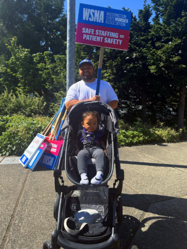 260527 gdsam picket dad baby