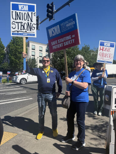 260527 gdsam picket pair signs intersection