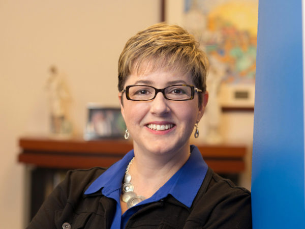 Tara Goode Headshot 2018 Crop