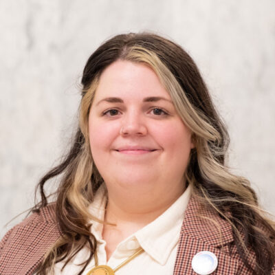 Leigh kalaman cropped